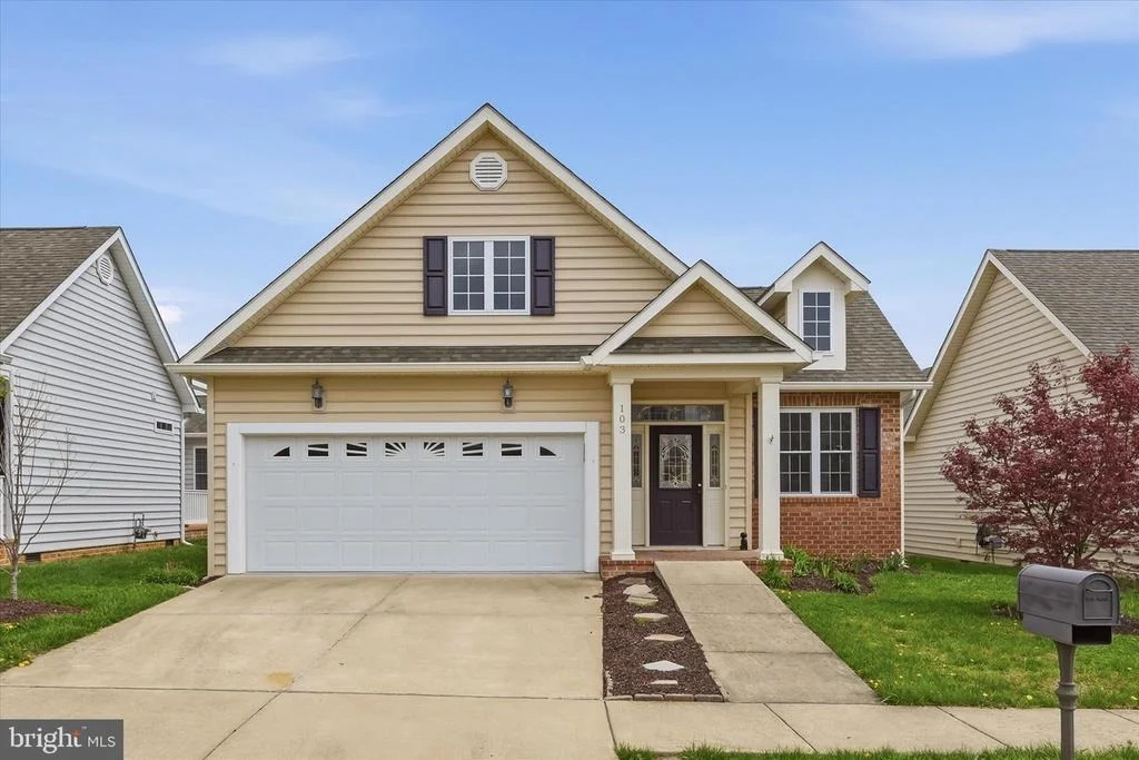 Photo of 103 BLEEDING HEART DRIVE