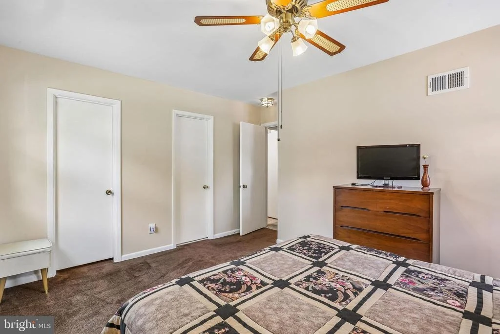 Photo of 2 FOXHALL COURT