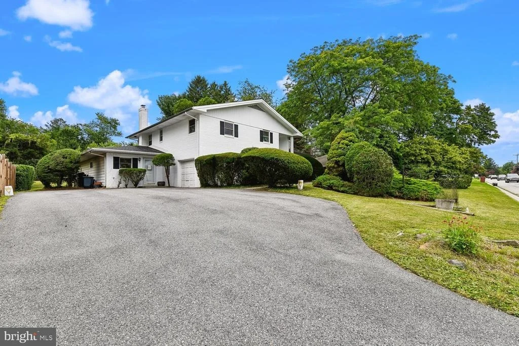 Photo of 7933 STEVENSON ROAD