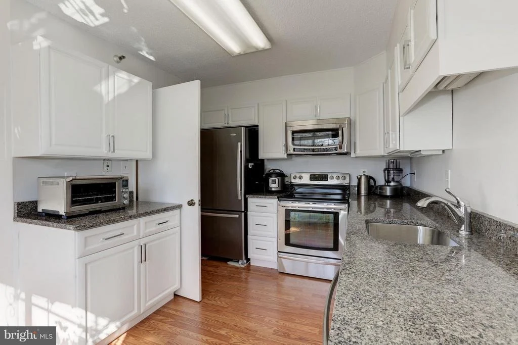 Photo of Unit 1211 at 15101 INTERLACHEN DRIVE
