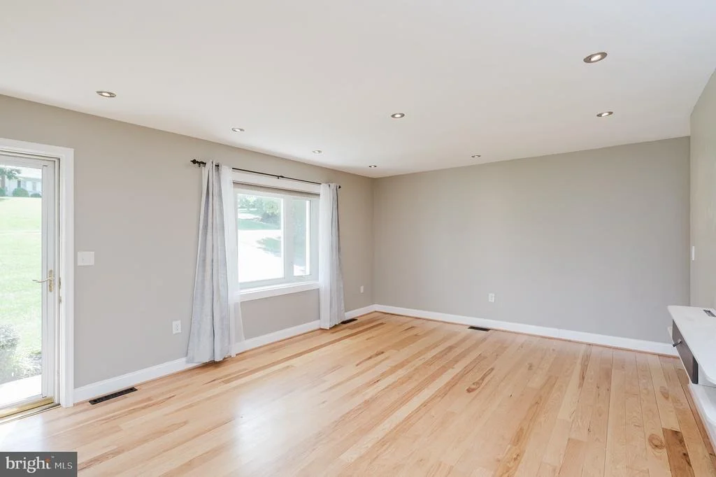 Photo of 4356 SALEM BOTTOM ROAD