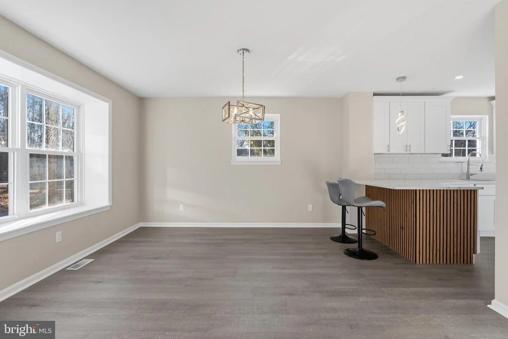 Photo of 221 OAK LANE