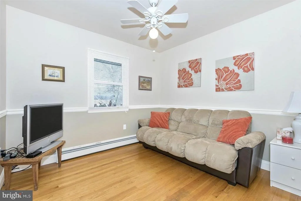 Photo of 7123 SUNDAYS LANE