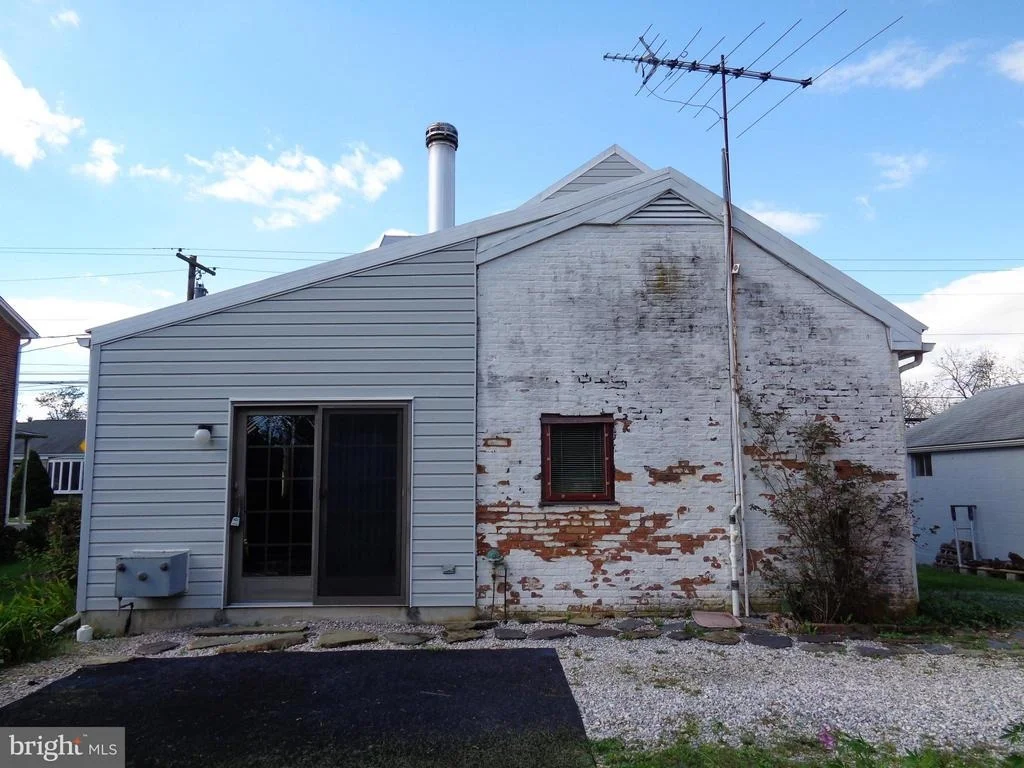 Photo of 9023 WALNUT STREET