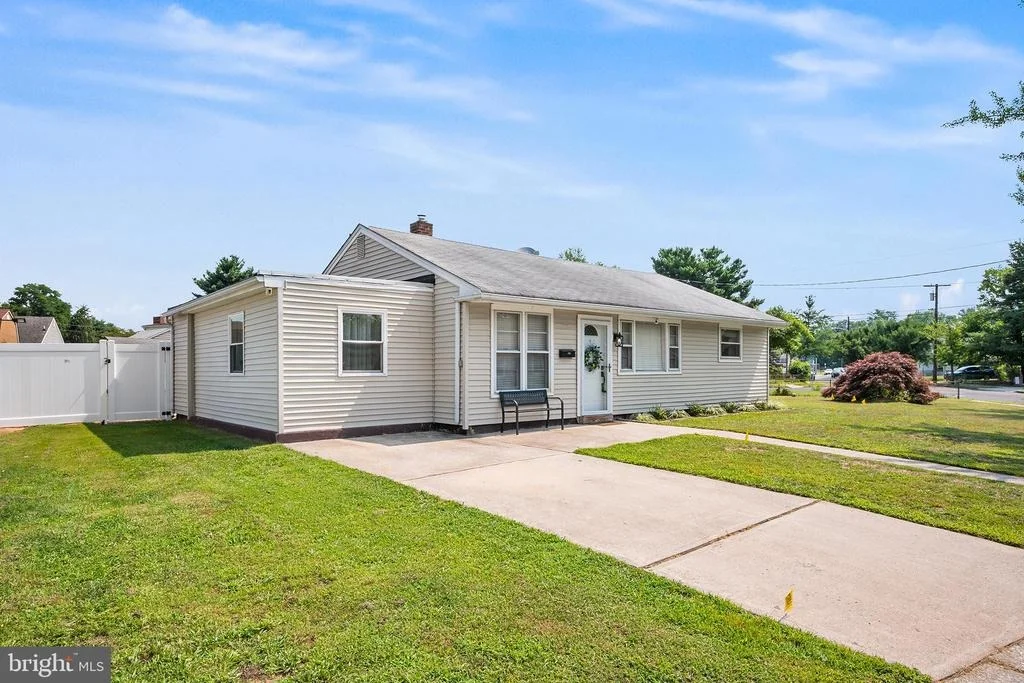 Photo of 800 MOUNT ROAD