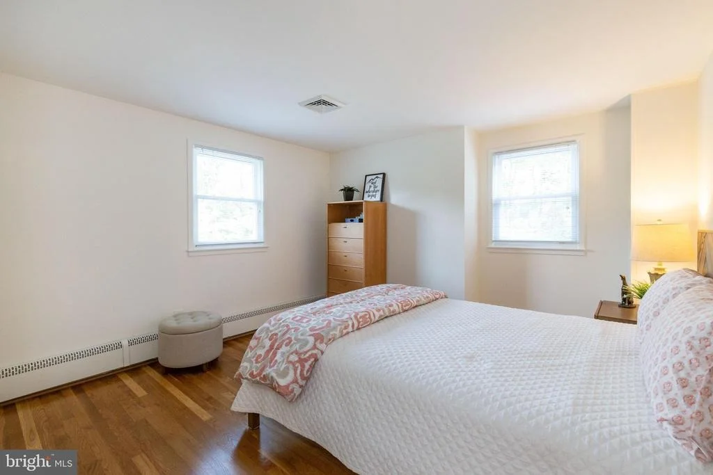 Photo of 10125 GLENMERE ROAD