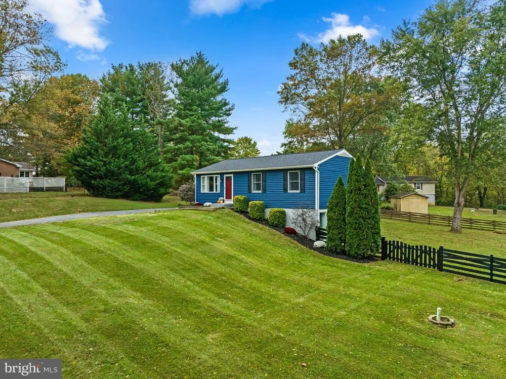 Photo of 7726 MCCLELLAN AVENUE
