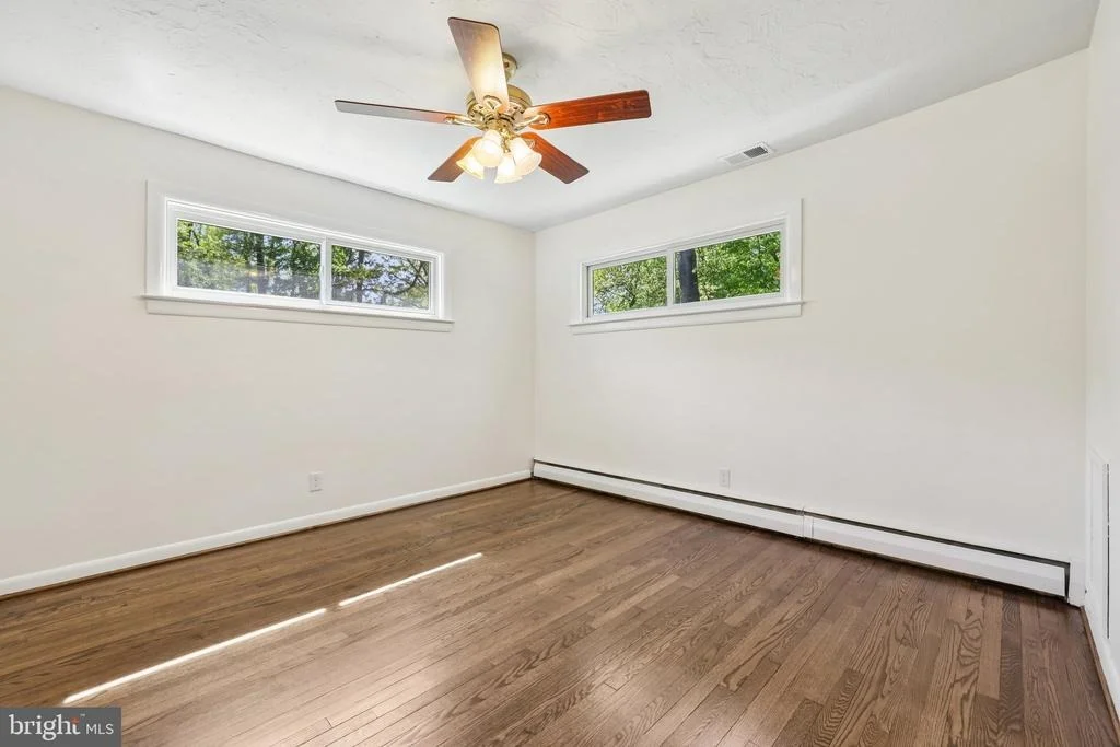 Photo of 816 MEADOW ROAD