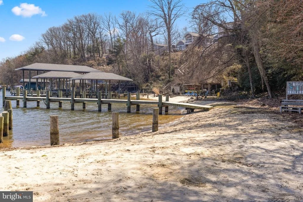 Photo of 1071 OMAR DRIVE