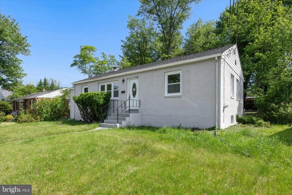 Photo of 10607 LILAC PLACE