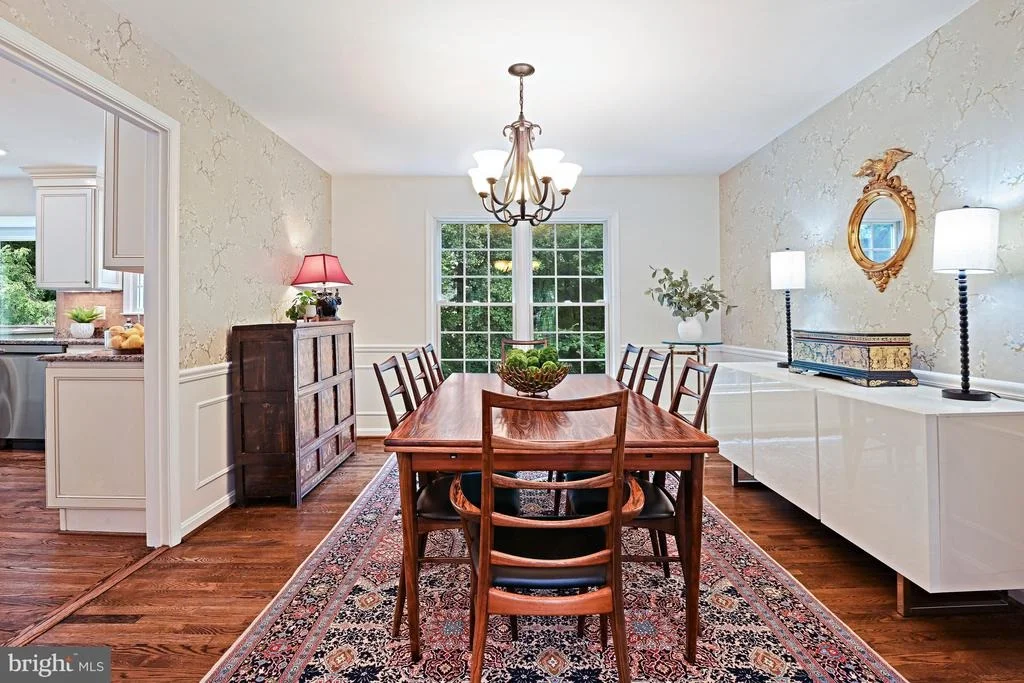 Photo of 7712 LEAR ROAD