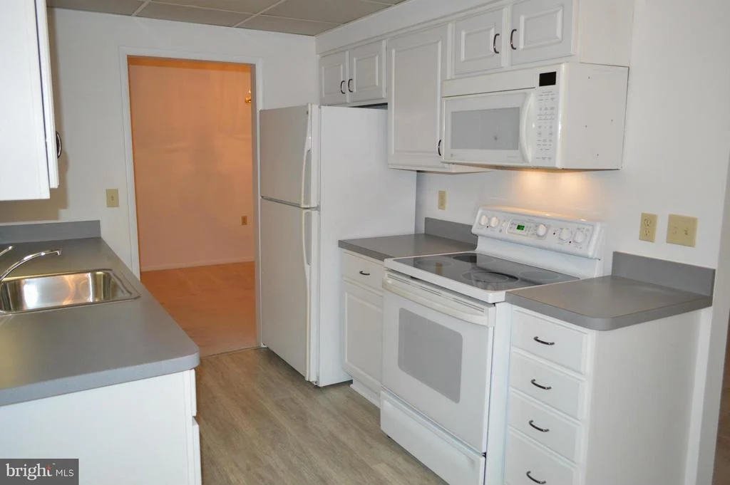 Photo of Unit 831E at 15320 PINE ORCHARD DRIVE