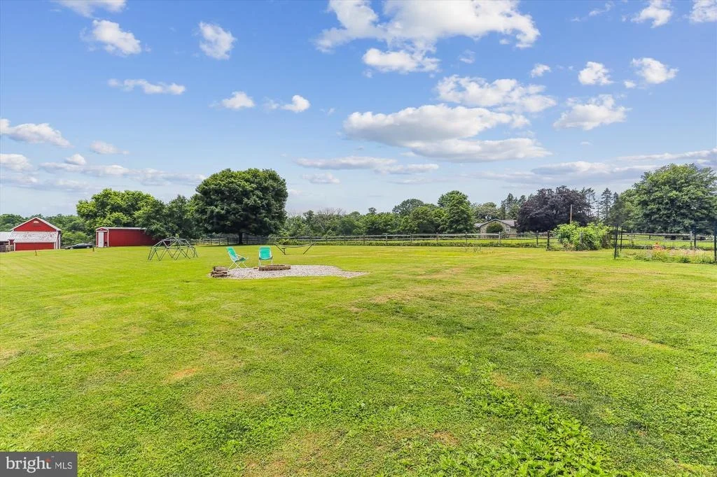 Photo of 6000 OLNEY LAYTONSVILLE ROAD