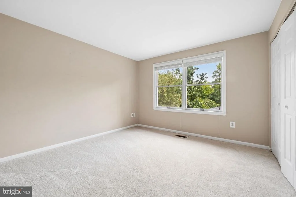 Photo of 15922 EDGEWOOD DRIVE