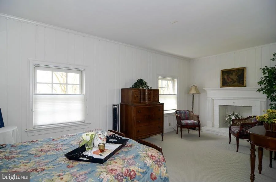 Photo of 330 SPRINGBROOK DRIVE