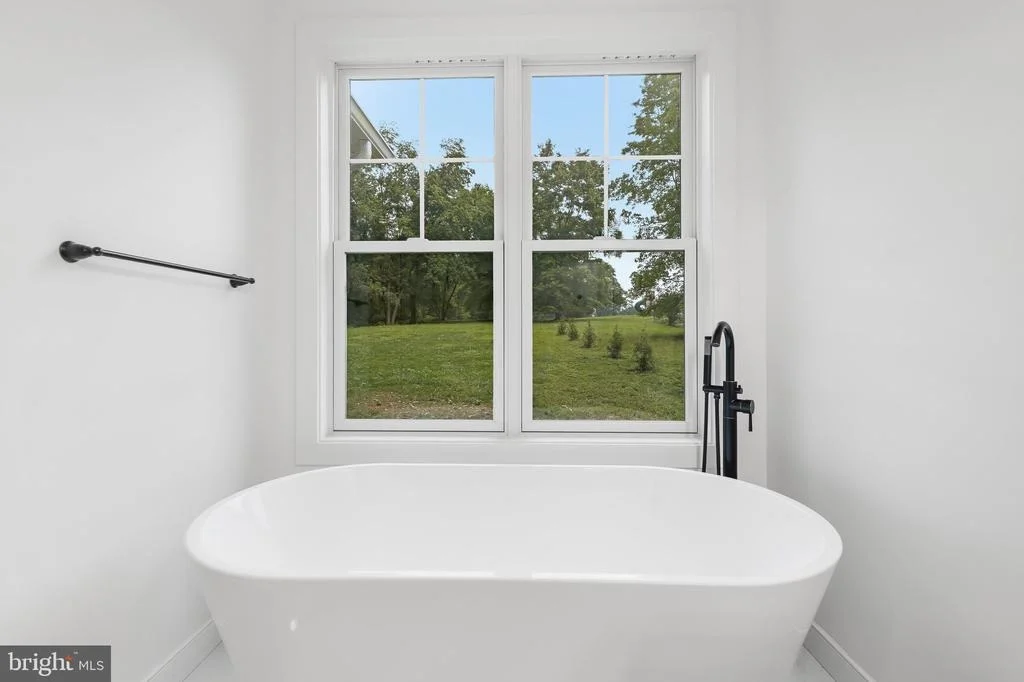 Photo of 2624 BACHMAN ROAD