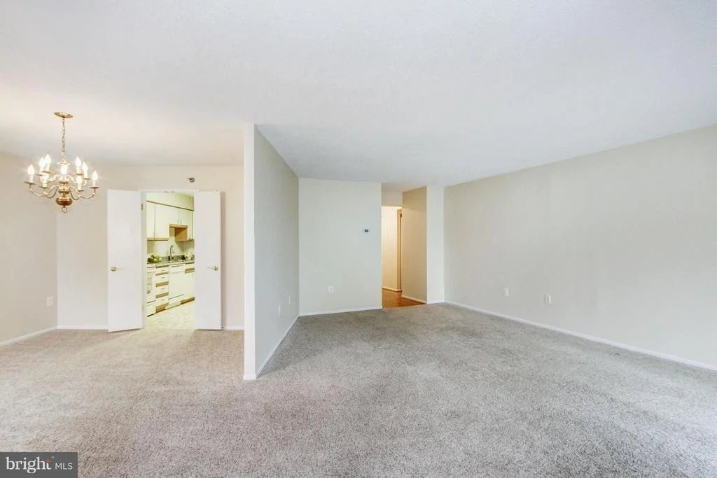 Photo of Unit 3504 at 15115 INTERLACHEN DRIVE