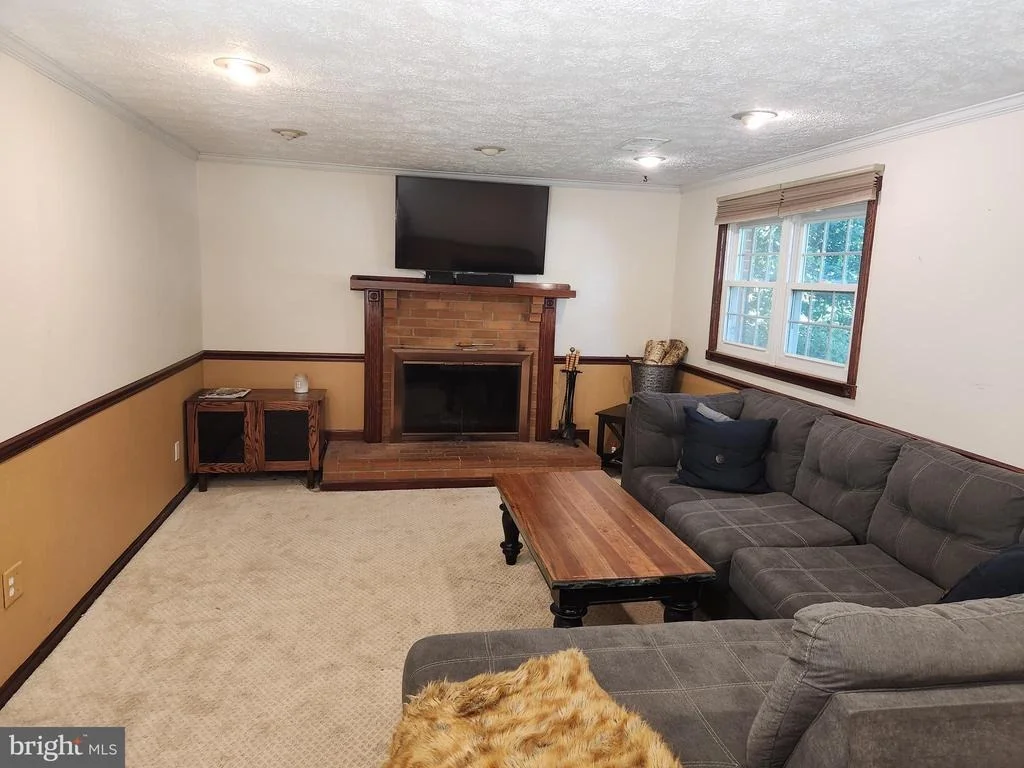 Photo of 9621 PODIUM DRIVE