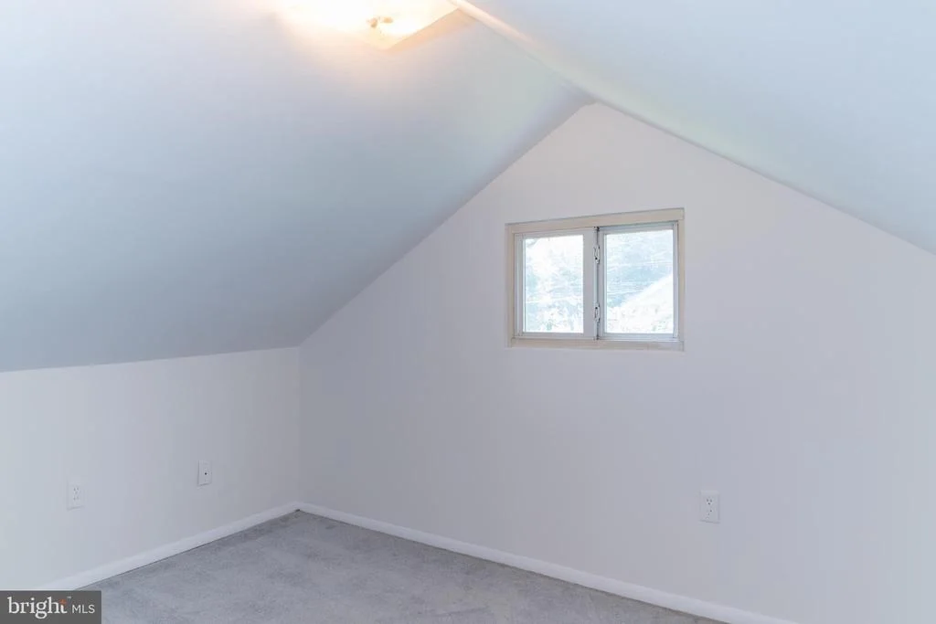 Photo of 4209 ROUND HILL ROAD