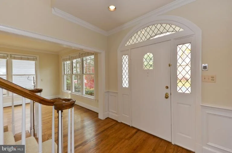 Photo of 6509 BELLAMINE COURT