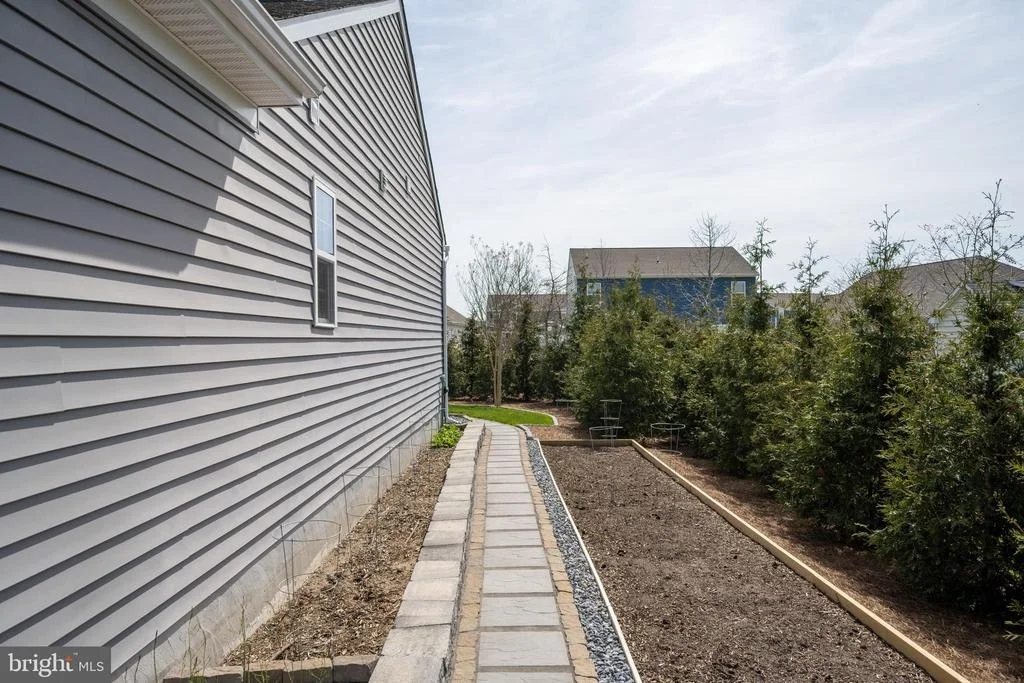 Photo of 33059 OGRE DRIVE