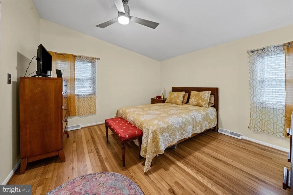 Photo of 6816 TIMBERLANE ROAD