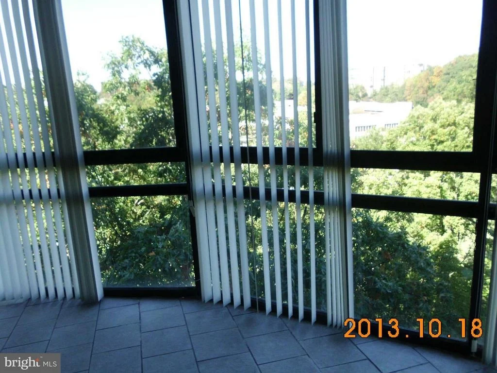 Photo of Unit 1818 at 15101 INTERLACHEN DRIVE