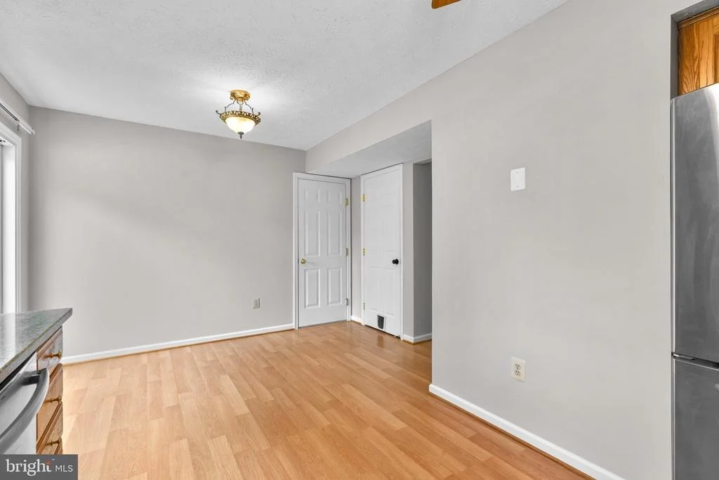 Photo of 9571 KINGS GRANT ROAD