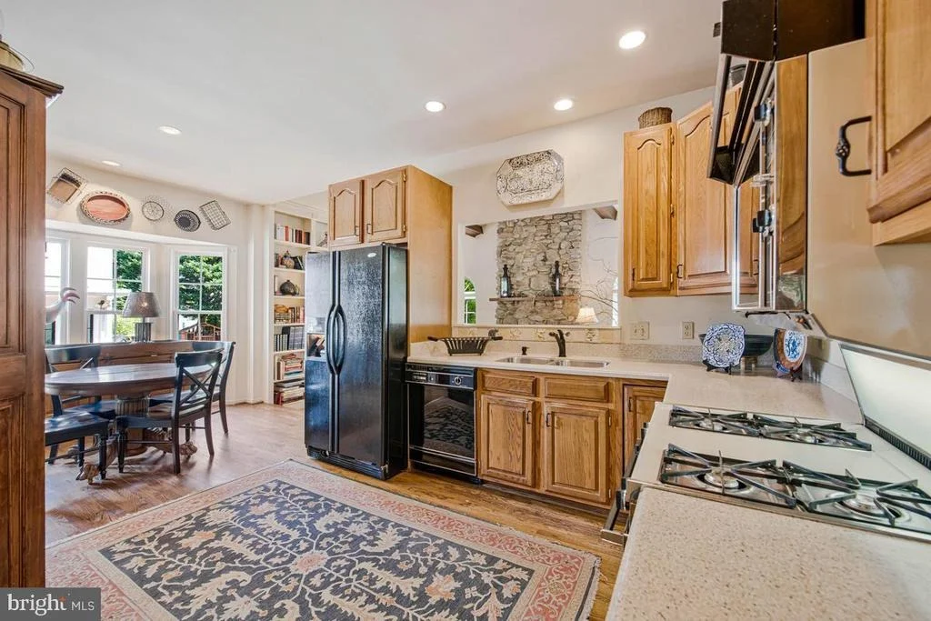 Photo of 8929 COLESVILLE ROAD
