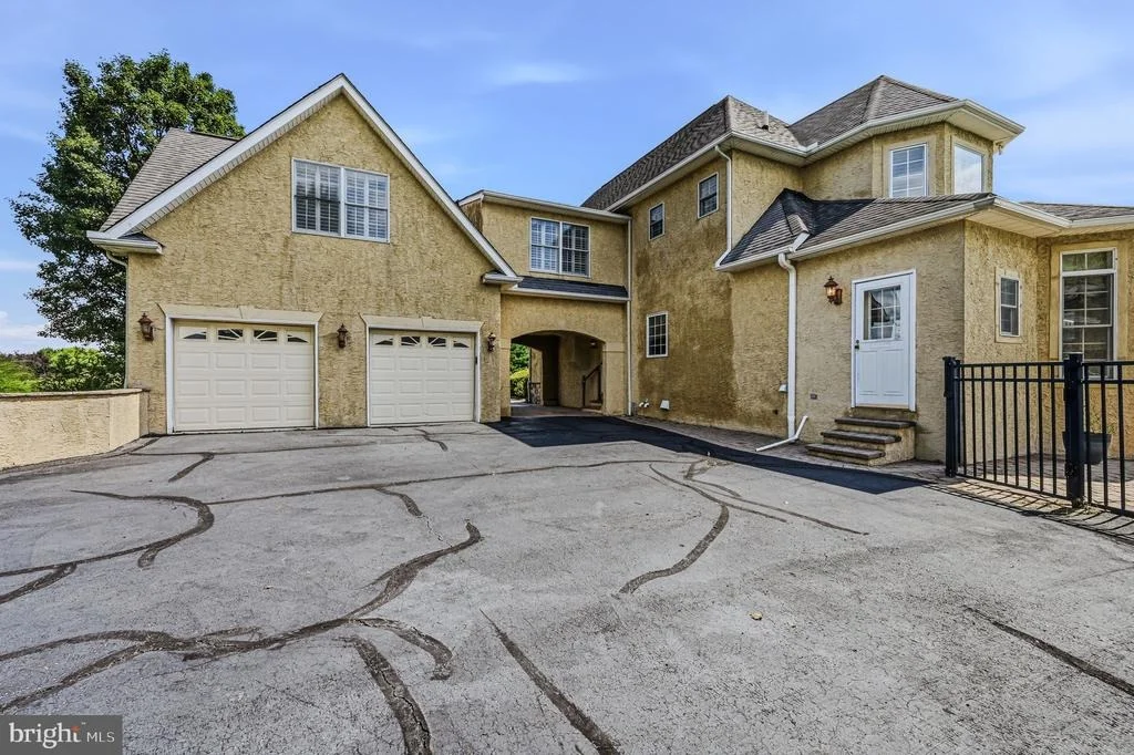 Photo of 264 REGENT CIRCLE