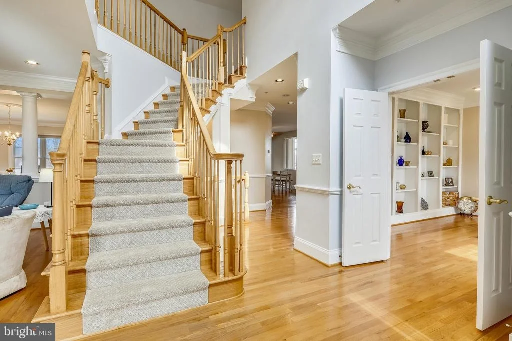 Photo of 24701 FARMVIEW LANE