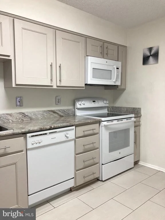 Photo of Unit 3608 at 15115 INTERLACHEN DRIVE