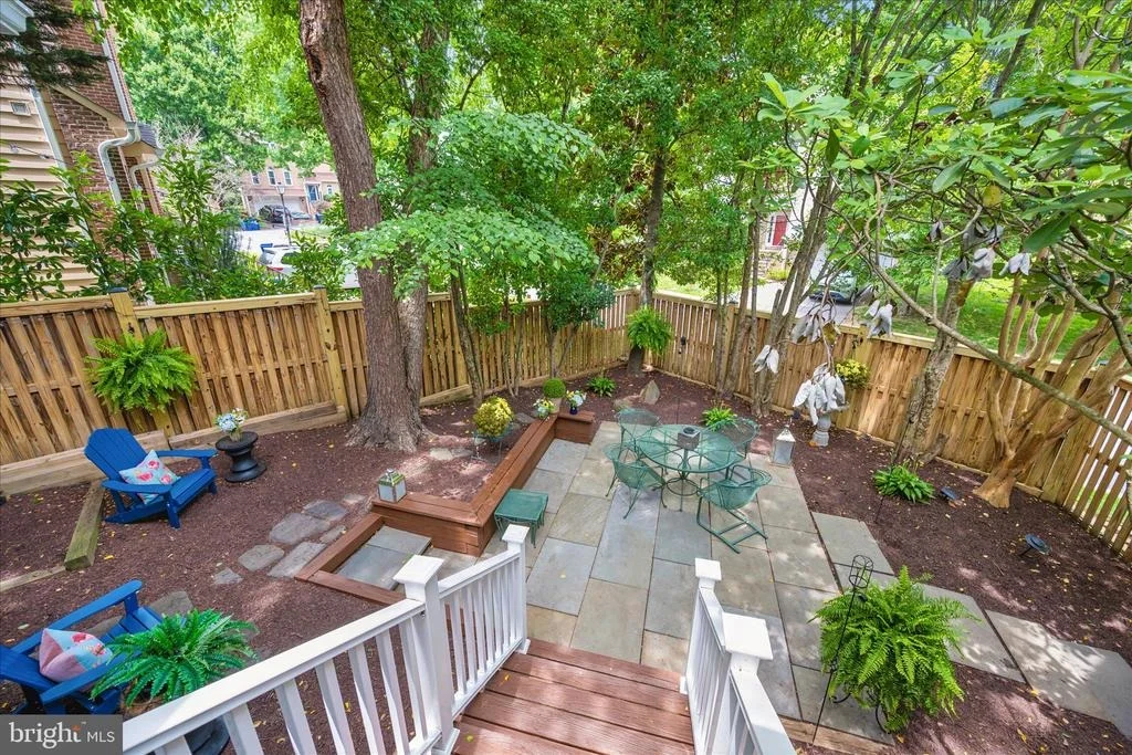 Photo of 8900 ELLSWORTH COURT