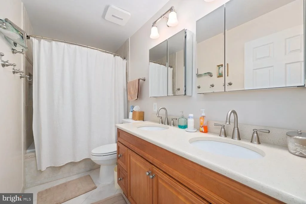 Photo of 10221 EAGLE LANDING COURT