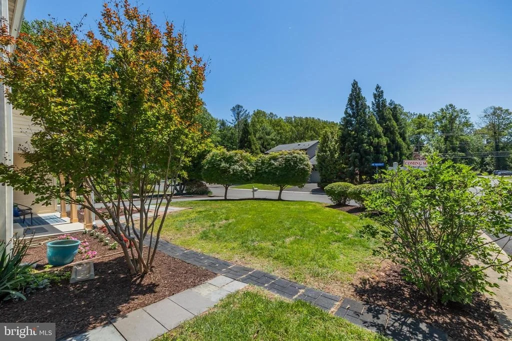 Photo of 9556 PINE BOUGH PLACE
