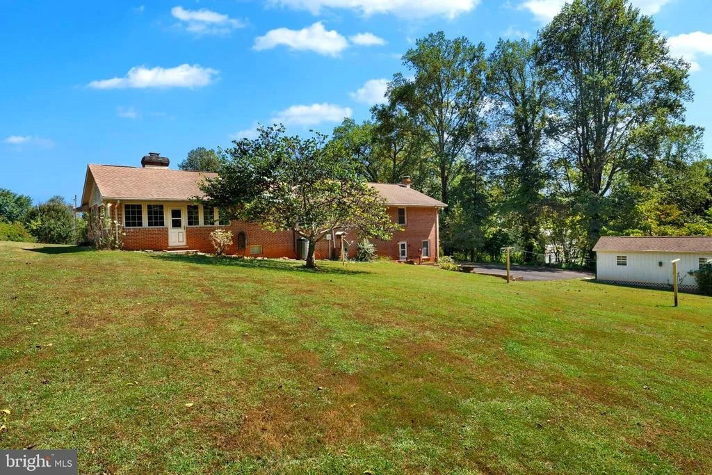 Photo of 194 RED HILL ROAD