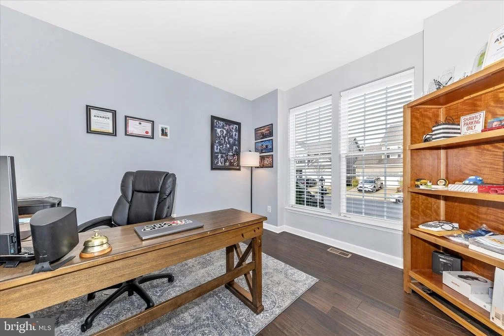Photo of 825 HOLDEN ROAD