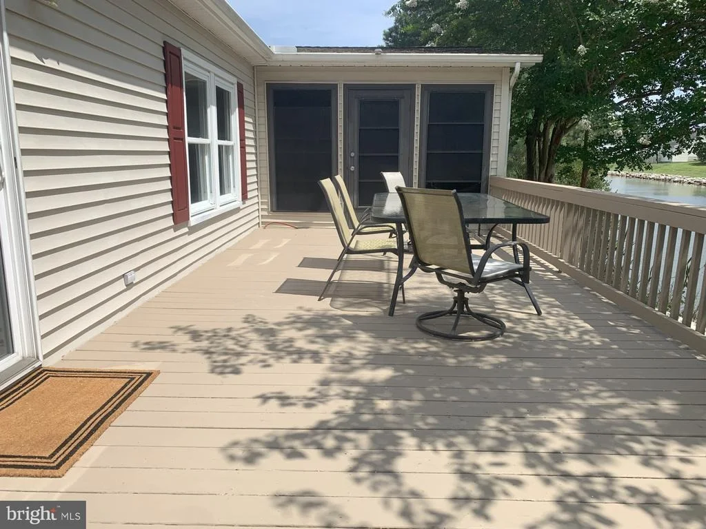 Photo of 18 COASTAL DRIVE