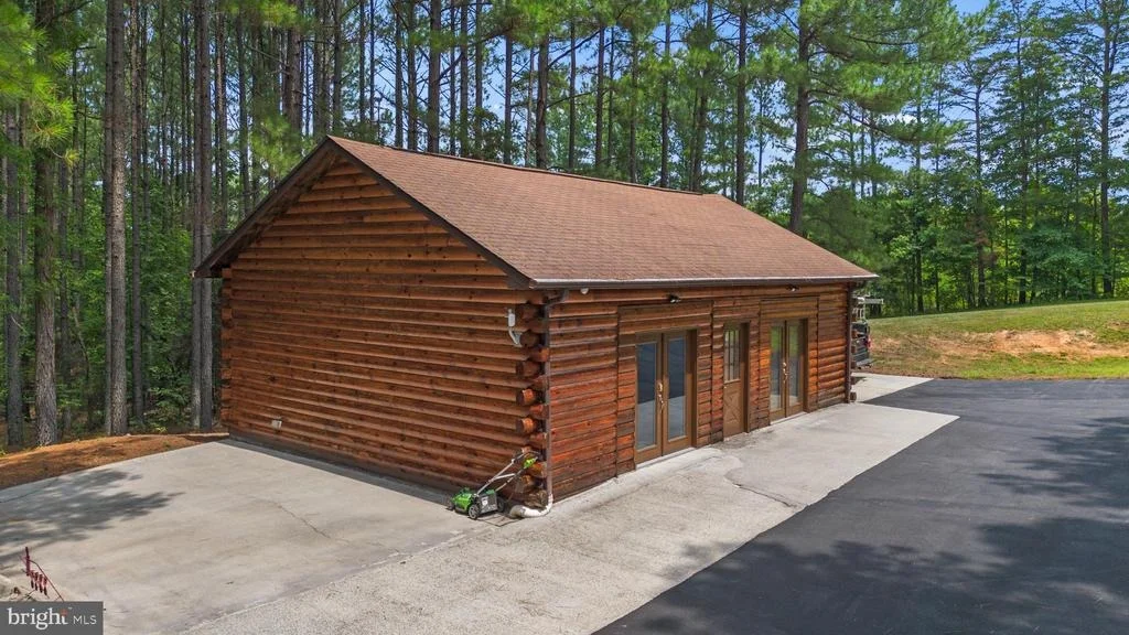 Photo of 362 DELL PERKINS ROAD