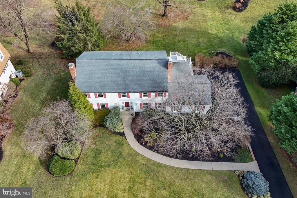 Photo of 47 TENBY CHASE DRIVE
