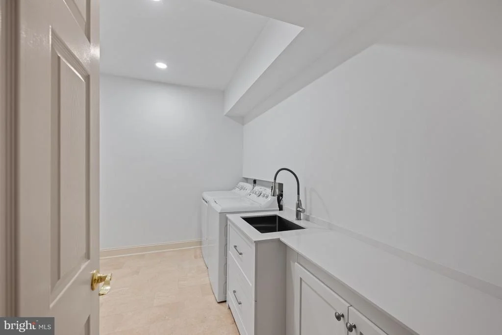Photo of 9400 CRIMSON LEAF TERRACE