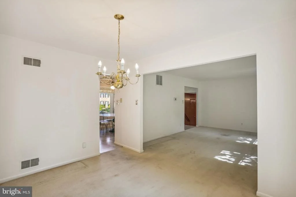 Photo of 6007 WISS DRIVE