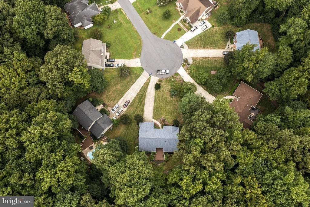Photo of 8095 SETTLE COURT