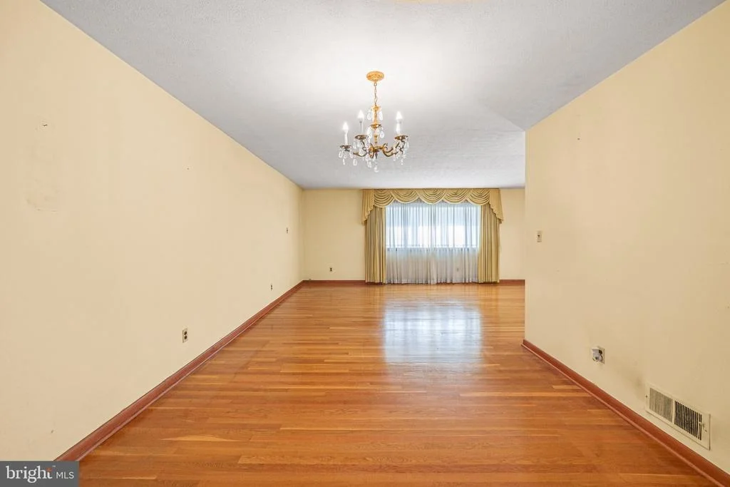 Photo of 1031 TRACY DRIVE