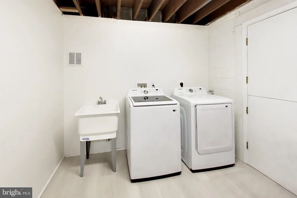 Photo of 4 ORCHARD WAY N