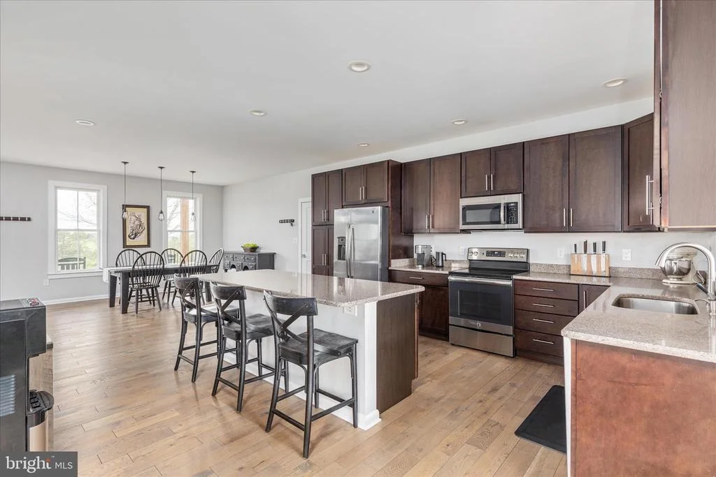 Photo of 230 CONIFER LANE