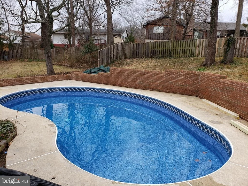Photo of 12814 PINE TREE LANE