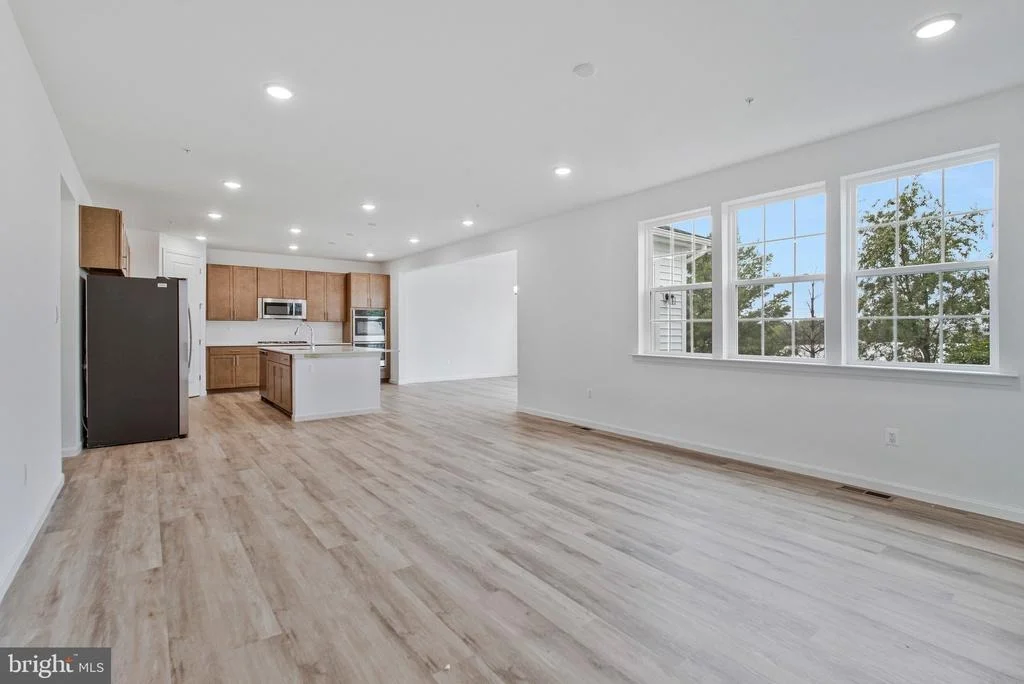 Photo of 41 EVERETT DRIVE