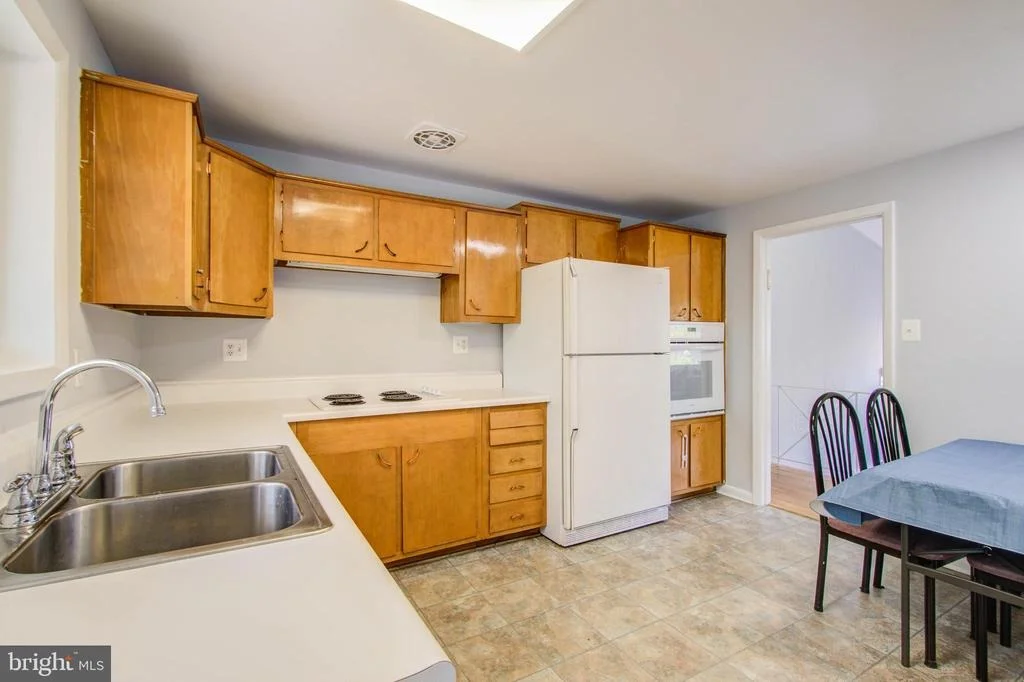 Photo of 10604 WOODSDALE DRIVE