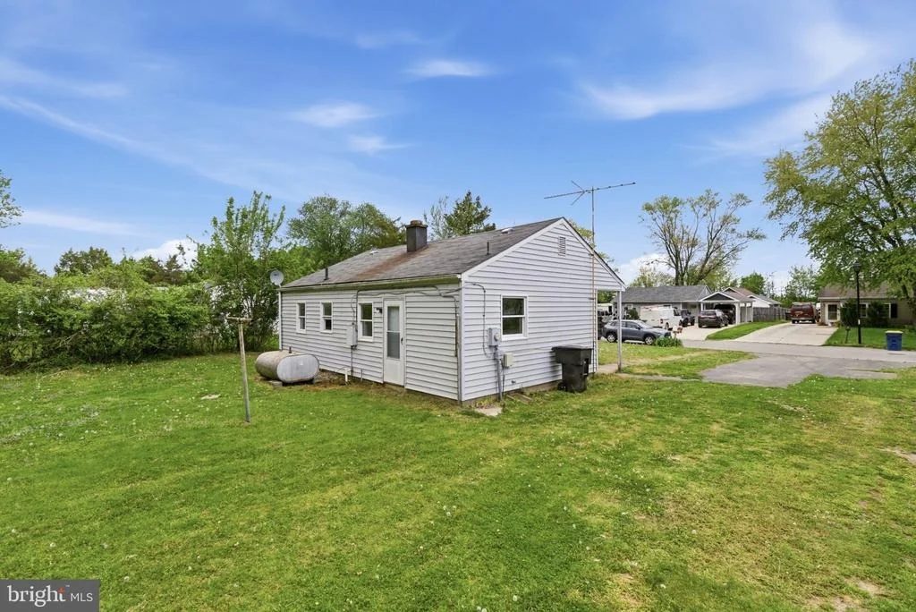 Photo of 1116 JANES ROAD